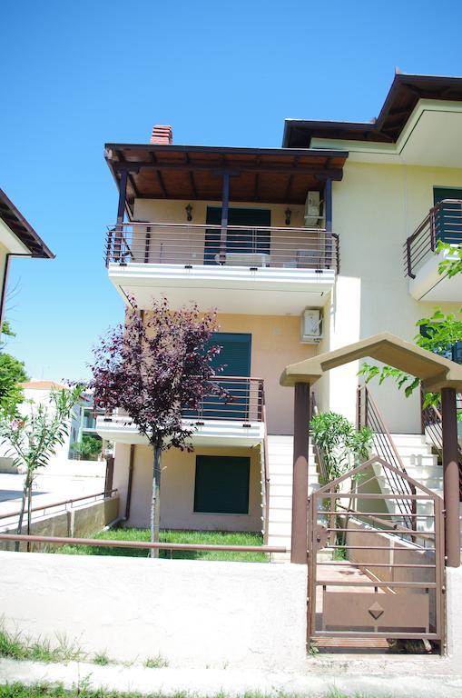 Elena Apartments Asprovalta Exterior photo